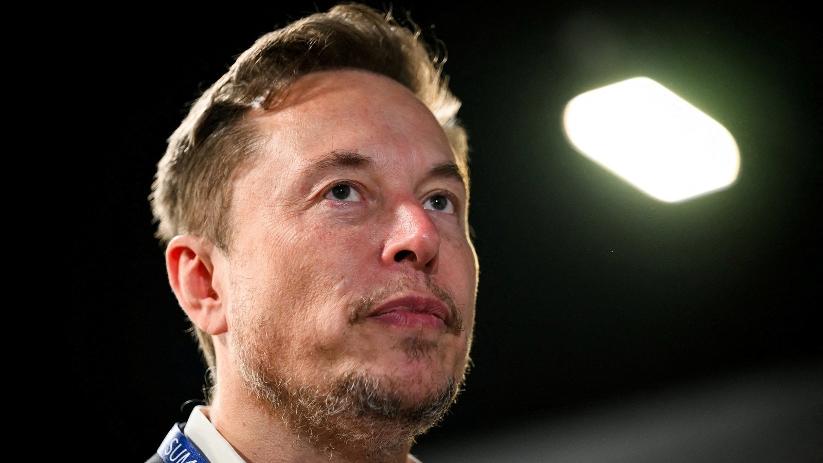 Is Elon Musk's AI company, xAI, having trouble getting enough money to compete with OpenAI?