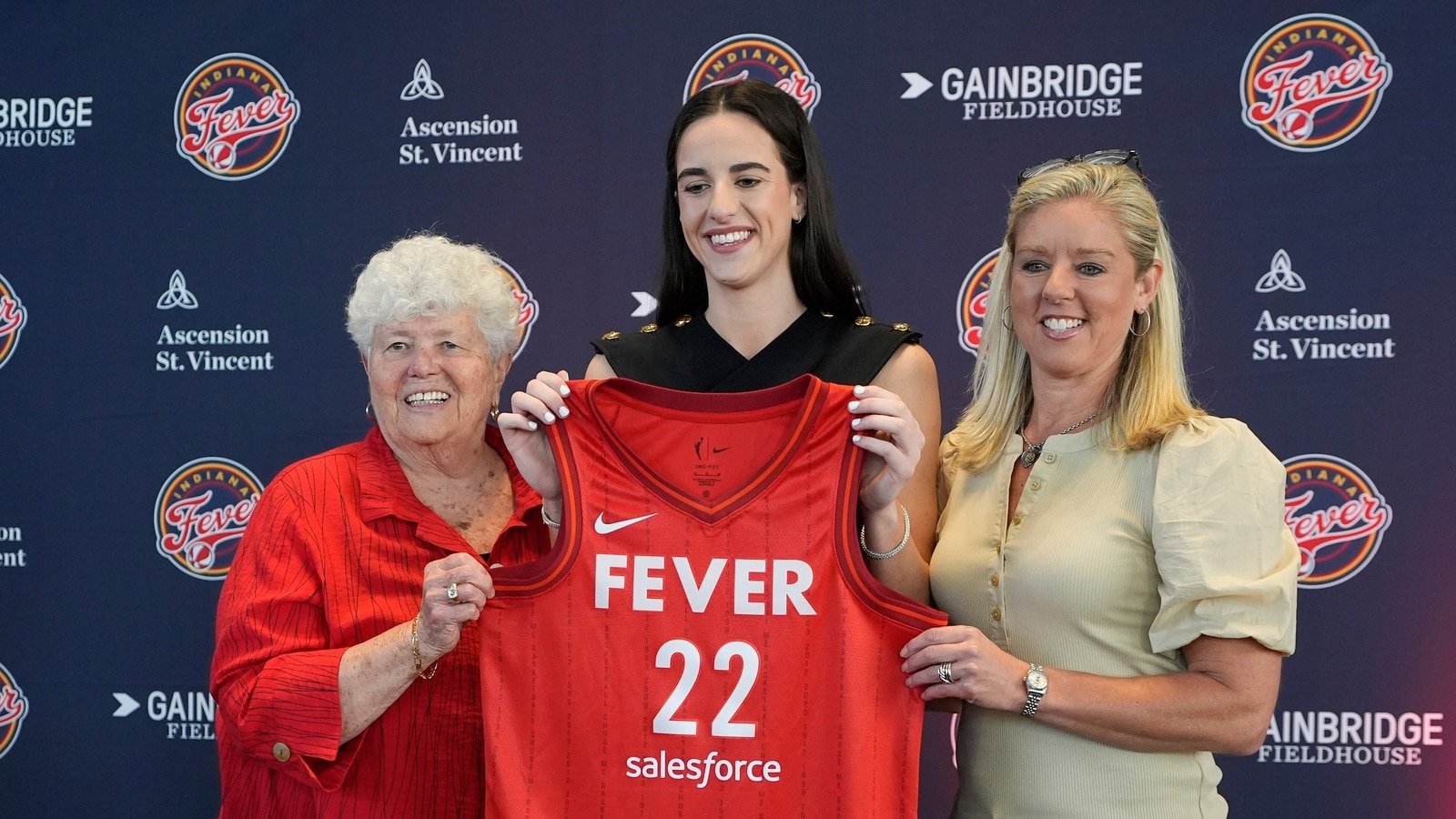 Nike is getting close to signing a big contract worth millions of dollars with basketball star Caitlin Clark, who is about to start her professional career.