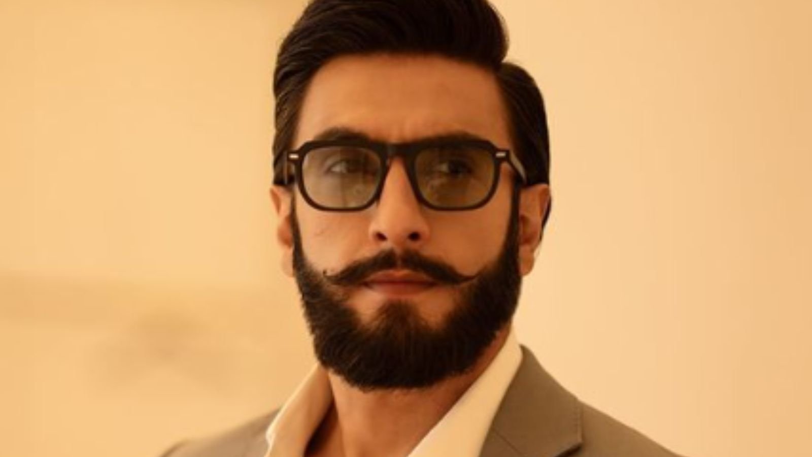 Ranveer Singh warns about deepfake videos after a fake video of him supporting a political party becomes popular: Stay away from deepfakes, my friends.