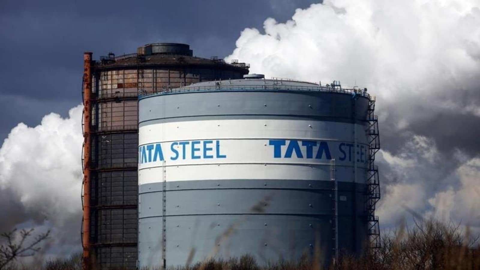 The price of Tata Steel shares has reached its highest point in a year after the company's Q4 update. People are wondering if the price will continue to go up.