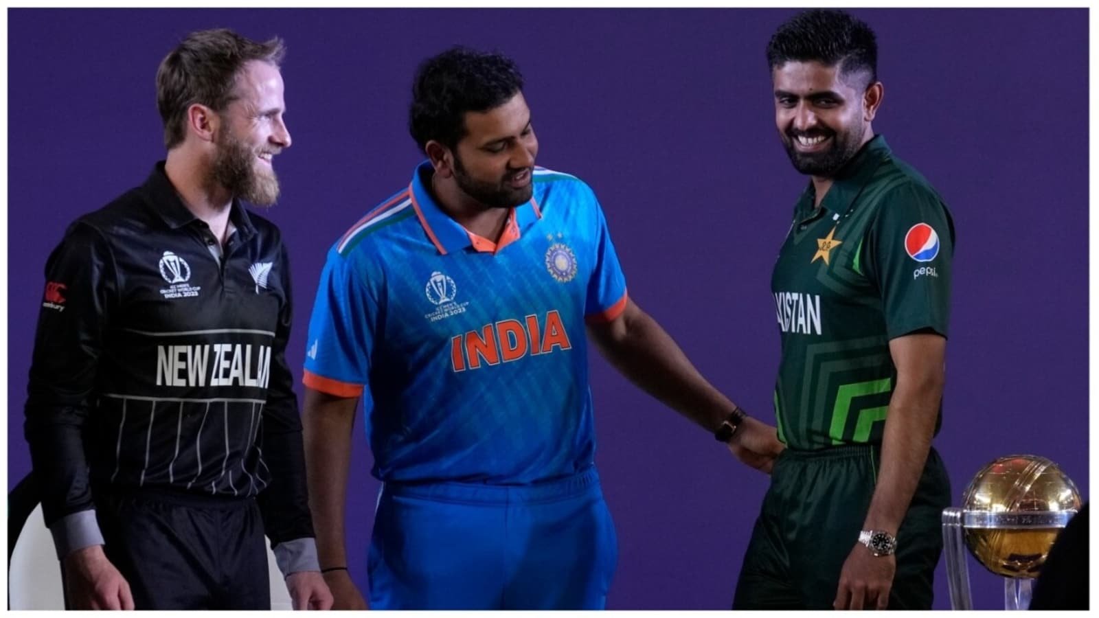 Michael Vaughan predicts that England and Australia will make it to the semi-finals of the World Cup, but he doesn't include India and Pakistan in his prediction.